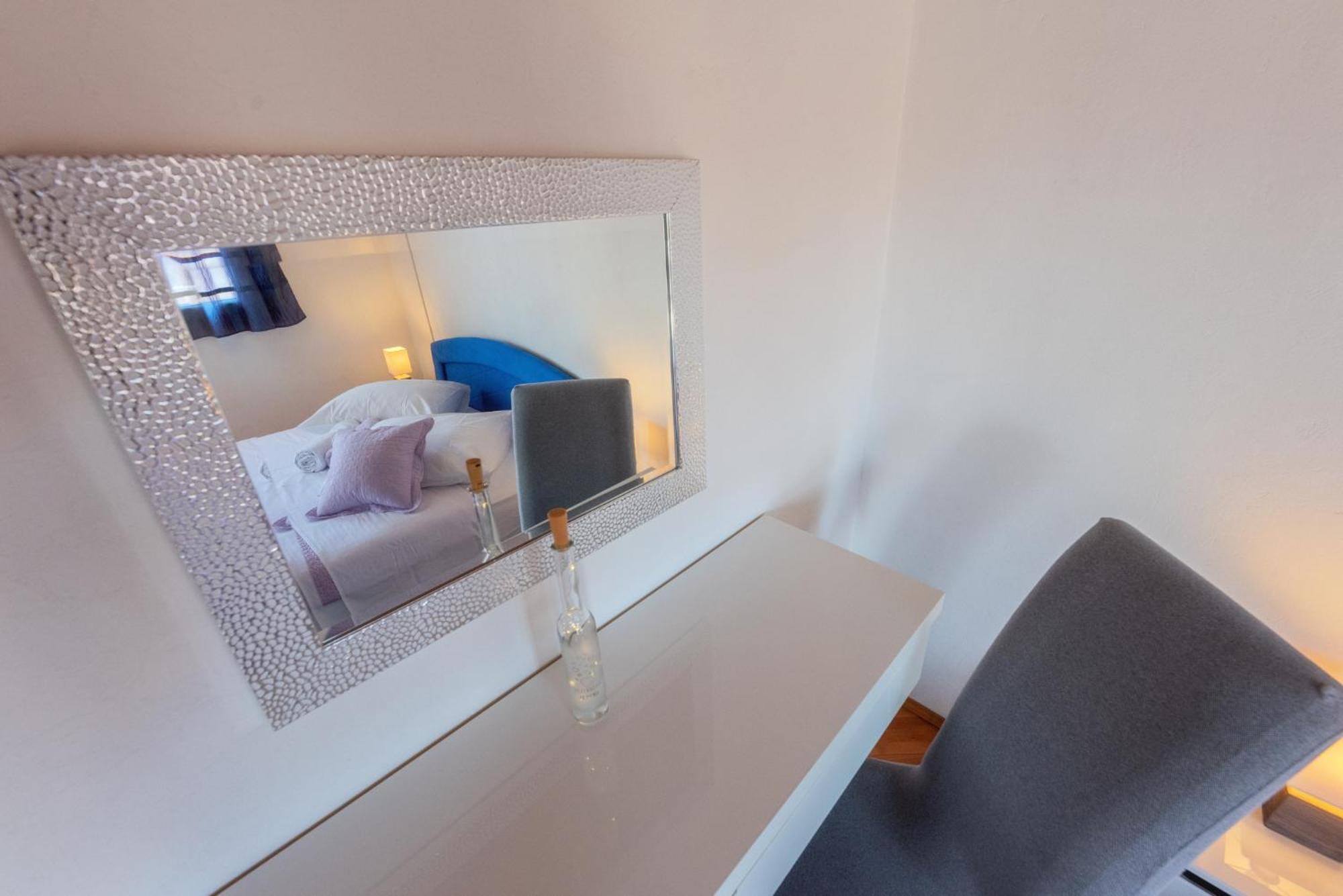 Perica Apartment And Perica Room With Separate Entrance Zadar Exteriér fotografie