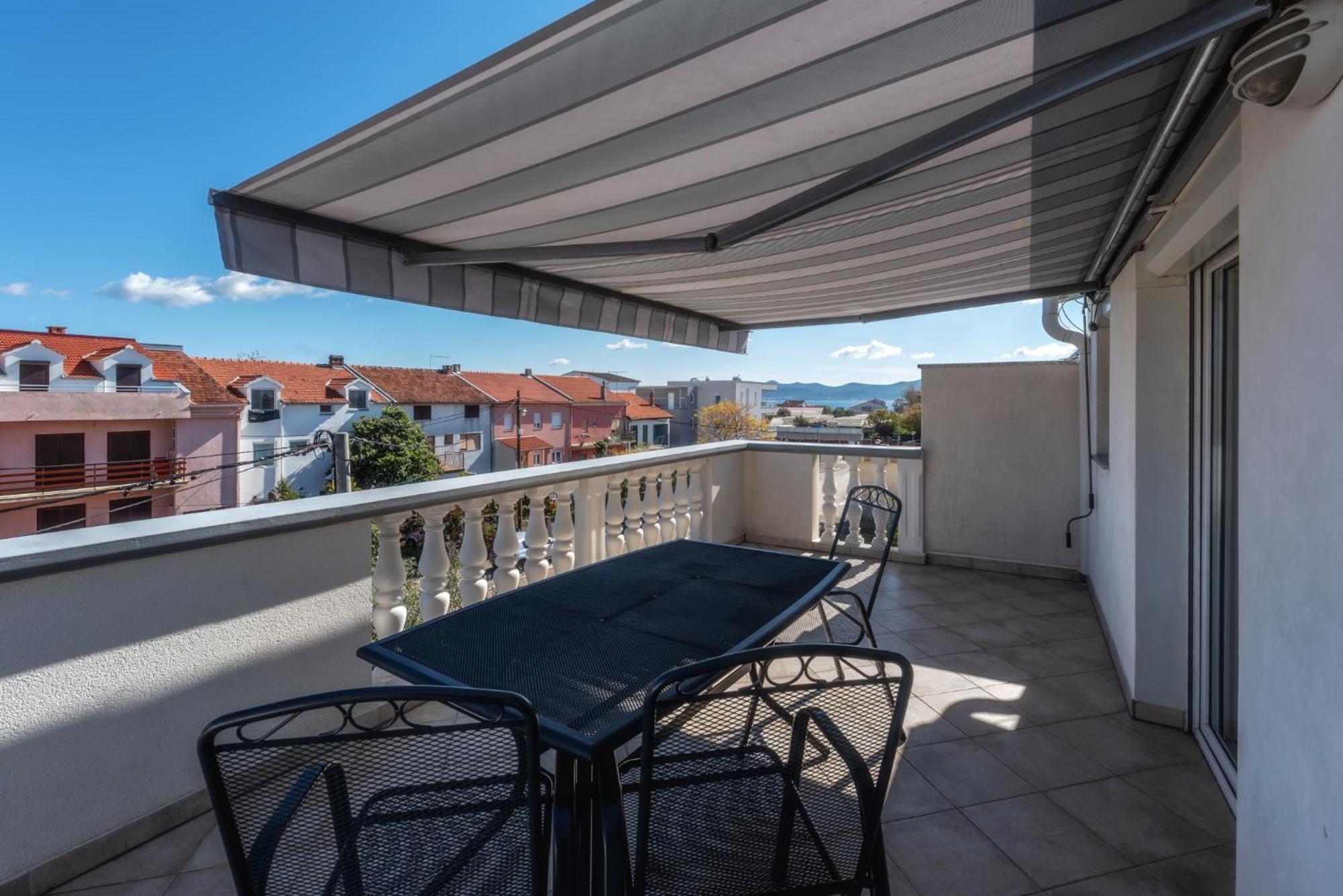 Perica Apartment And Perica Room With Separate Entrance Zadar Exteriér fotografie